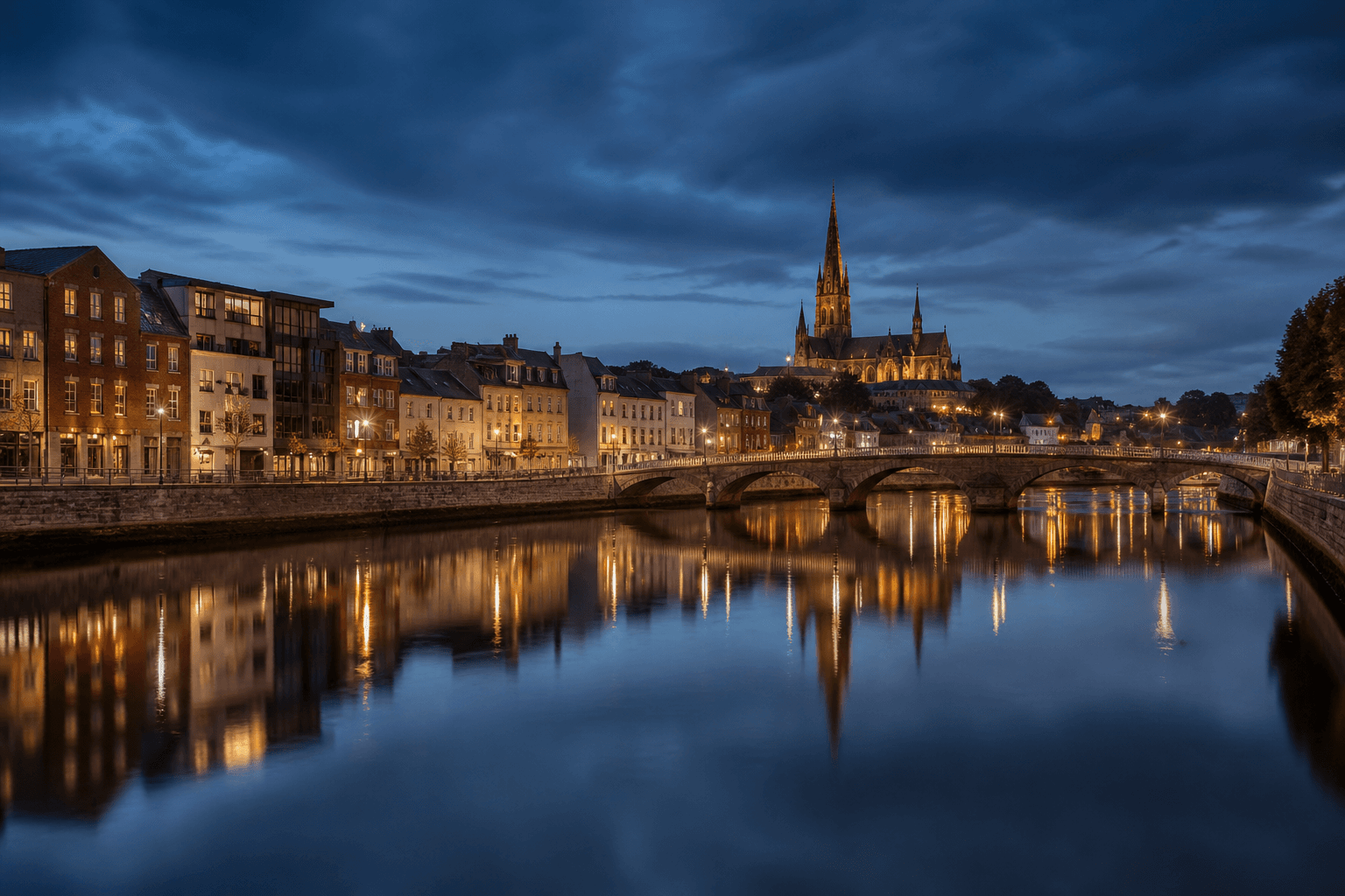 PLACEHOLDER: River Lee und Altstadt bei Dämmerung — Escort Cork (Austauschbild)