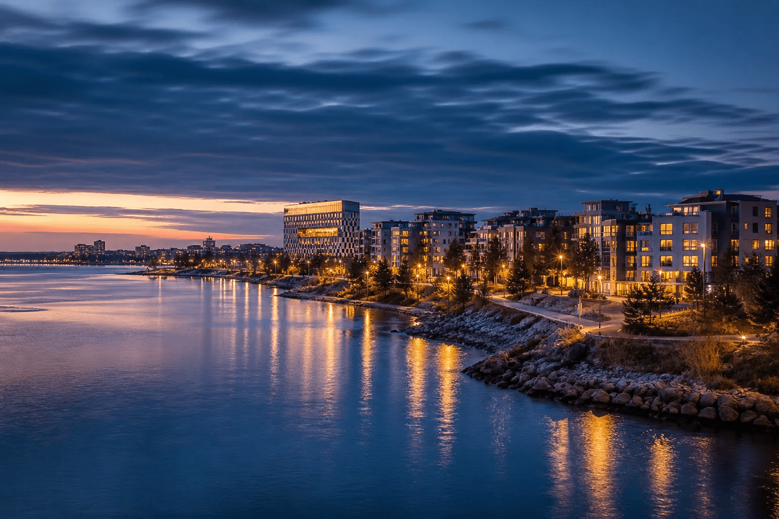 PLACEHOLDER: Ostseeküste und moderne Skyline bei Dämmerung — Escort Espoo (Austauschbild)