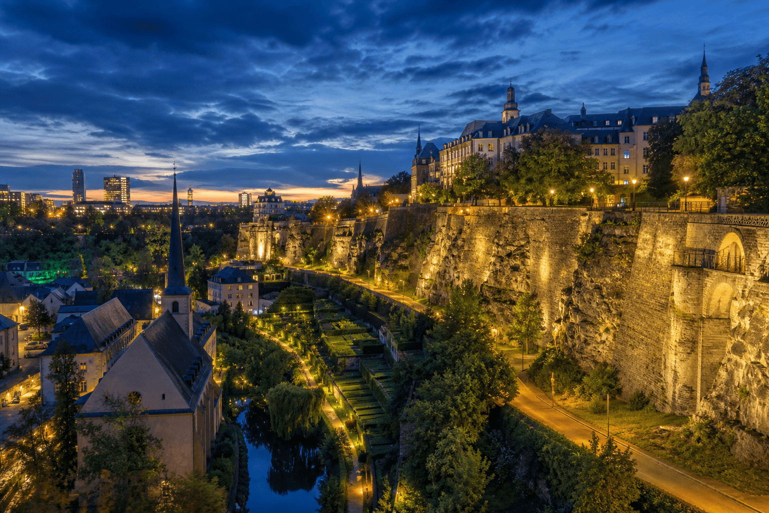 PLACEHOLDER: Casemates und Alzette-Tal bei Abendlicht — Escort Luxemburg (Austauschbild)