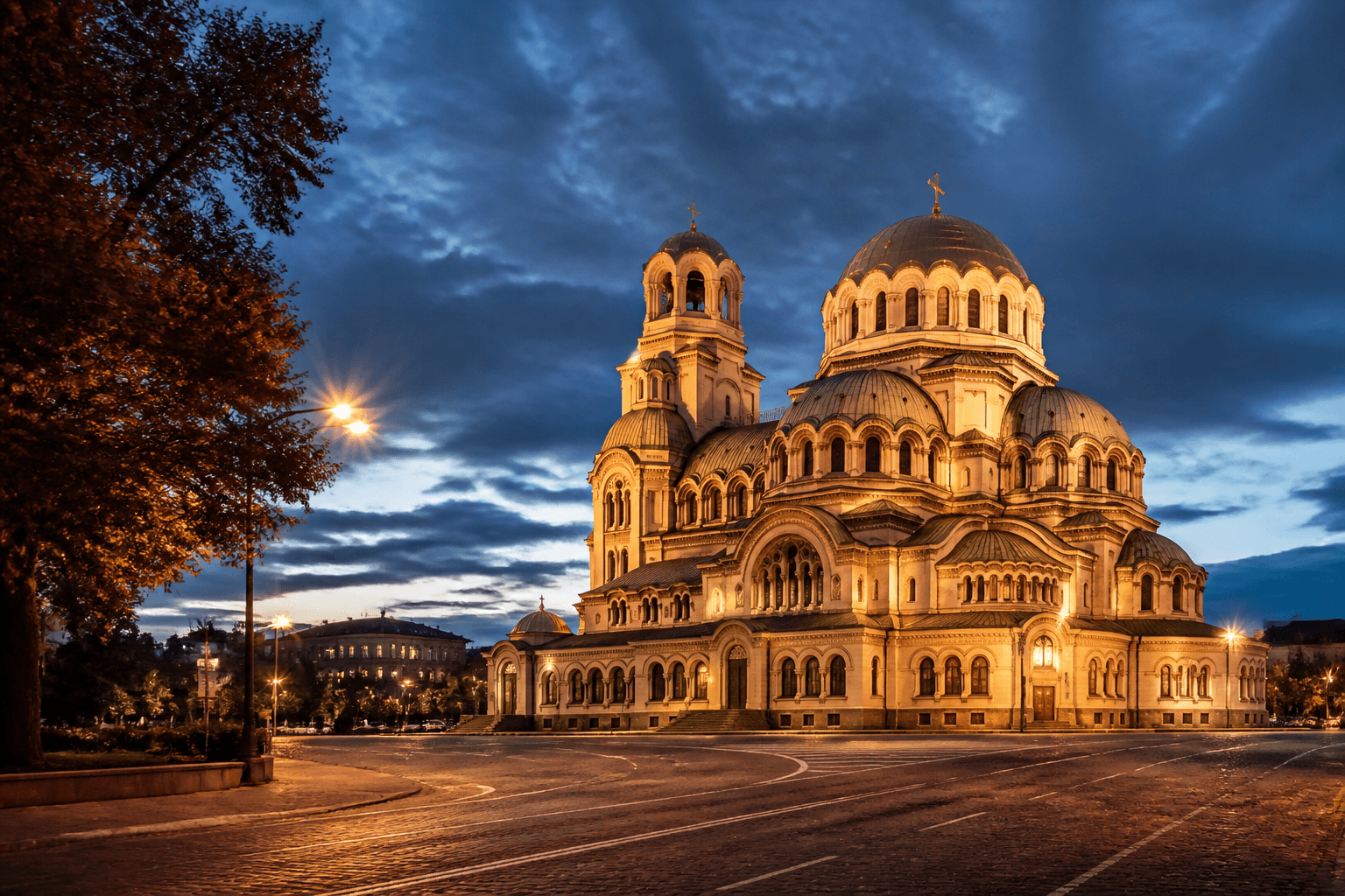 PLACEHOLDER: Alexander-Newski-Kathedrale bei Abendlicht — Escort Sofia (Austauschbild)